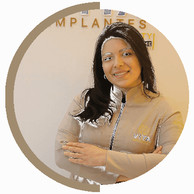 Dra. Rafaely, Clínica geral da Clínica Vita Implantes em Goiânia
